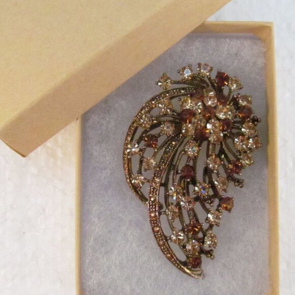 Brown Topaz Rhinestone Floral Combo Pendant Brooch - Picture 14 of 14